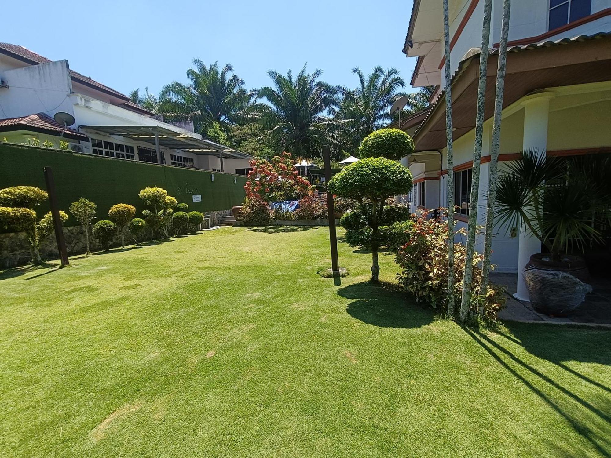 969 With Private Pool *